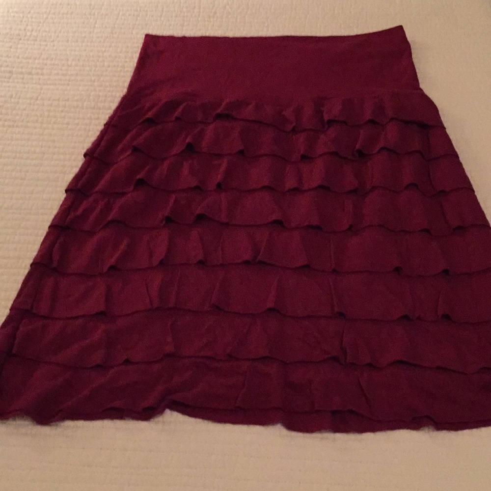 maxx studio XL burgundy tiered skirt  pull on